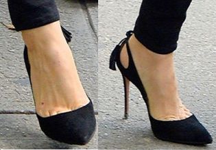 Picture of Alicia Silverstone shoes