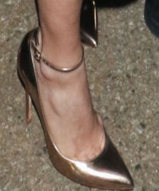 Picture of Amy Adams shoes