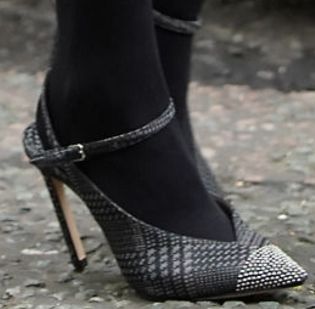 Picture of Anna Kendrick shoes