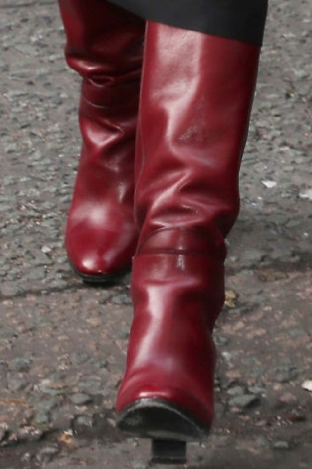 Emilia Clarke Shoes - High Heels and Boots | Fashion