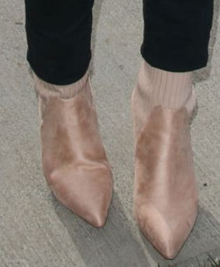 Picture of Emilie Ullerup shoes