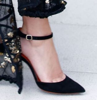 Picture of Emma Watson shoes