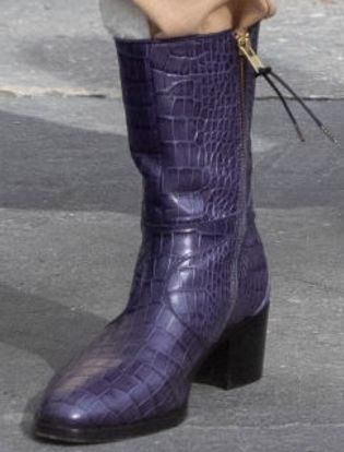 Picture of Gigi Hadid shoes