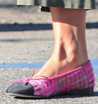 Picture of Jordana Brewster shoes