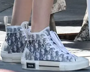Picture of Madison Beer shoes