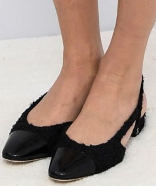 Picture of Margot Robbie shoes