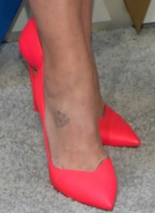 Picture of Miranda Lambert shoes