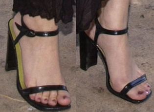 Picture of Rebecca Herbst shoes