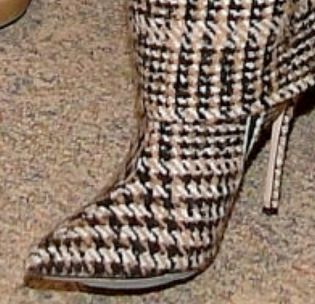 Picture of Taylor Swift shoes