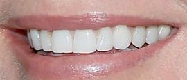 Picture of Courteney Cox teeth and smile