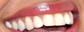 Picture of Eva Mendes teeth and smile