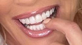 Picture of Jenny McCarthy teeth and smile