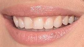 Picture of Olga Kurylenko teeth and smile