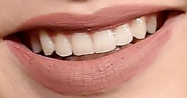 Picture of Peyton List teeth and smile