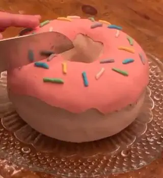 Picture of what does Jenna Fischer eat - Homemade Donut Cake With Fondant Icing