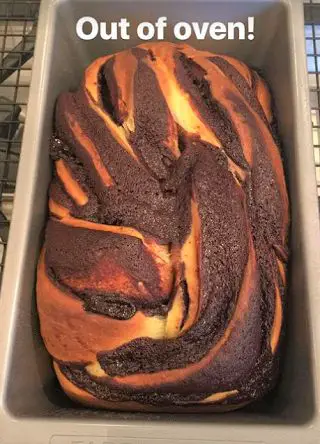 Picture of what does Jenna Fischer eat - Chocolate Babka