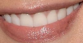 Picture of Ashley Greene teeth and smile