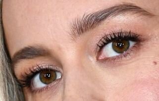 Picture of Brie Larson blue eyes, eyelashes, and eyebrows
