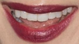 Picture of Caitriona Balfe teeth and smile