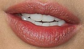Picture of Eiza Gonzalez teeth and smile
