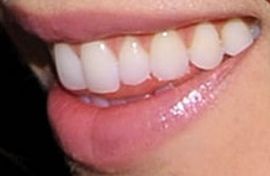 Picture of Eliza Dushku teeth and smile