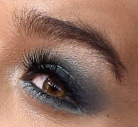 Picture of Hailee Steinfeld eyes, eyelashes, and eyebrows