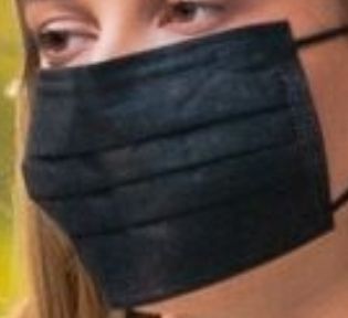 Picture of Hailey Bieber coronavirus mask