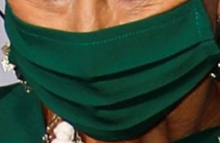 Picture of Helen Mirren coronavirus mask