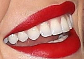 Picture of Katie Cassidy teeth and smile
