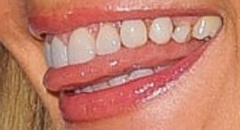Picture of Paulina Porizkova teeth and smile