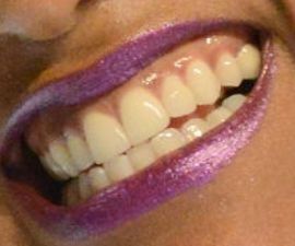 Picture of Sonequa Martin-Green teeth and smile