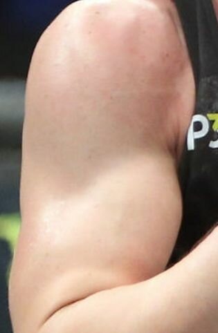 Picture of Valentina Shevchenko muscles