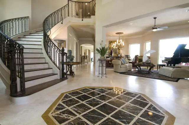 Brian Cushing's house in Missouri City, Texas - home pictures