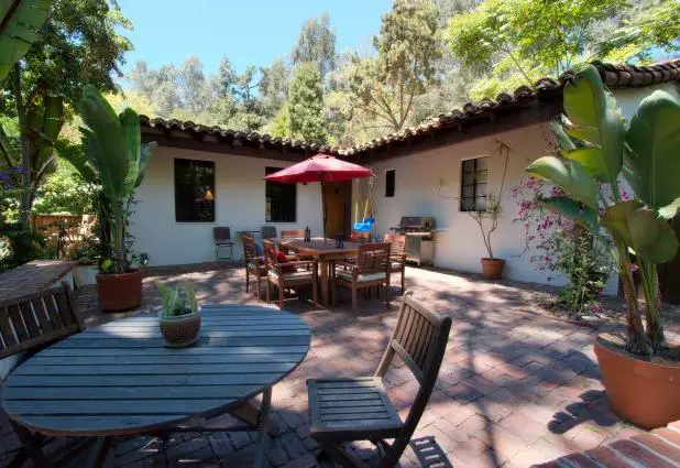 Justin Bartha house - home pictures - Laurel Canyon CA