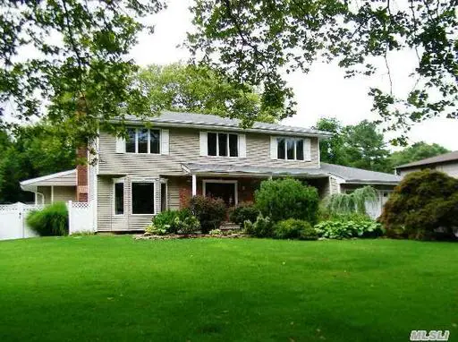 Chris Weidman's house in Dix Hills, NY