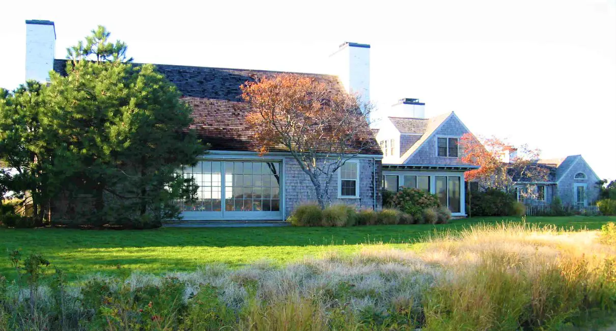 Picture of Diane Sawyer's house on Martha's Vineyard - home aerial picture.