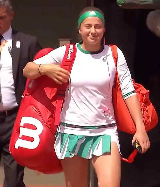 Jelena Ostapenko wins the French Open 2017