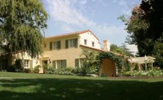 Joel Madden home - pictures of Joel Madden's house in Glendale, California
